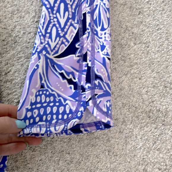Lilly Pulitzer Athletic Leggings - Picture 4 of 5